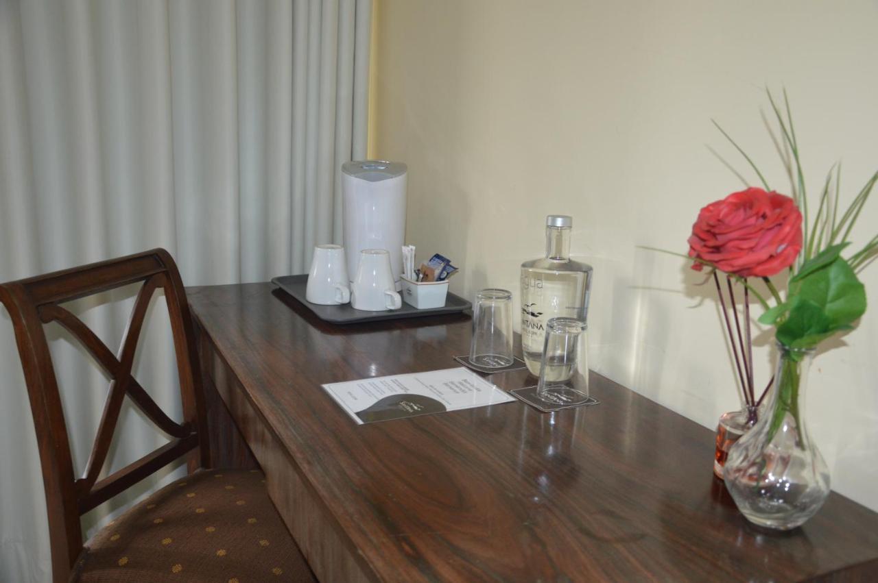 Santana Hotel & Spa วิลาโดคันด์ ภายนอก รูปภาพ