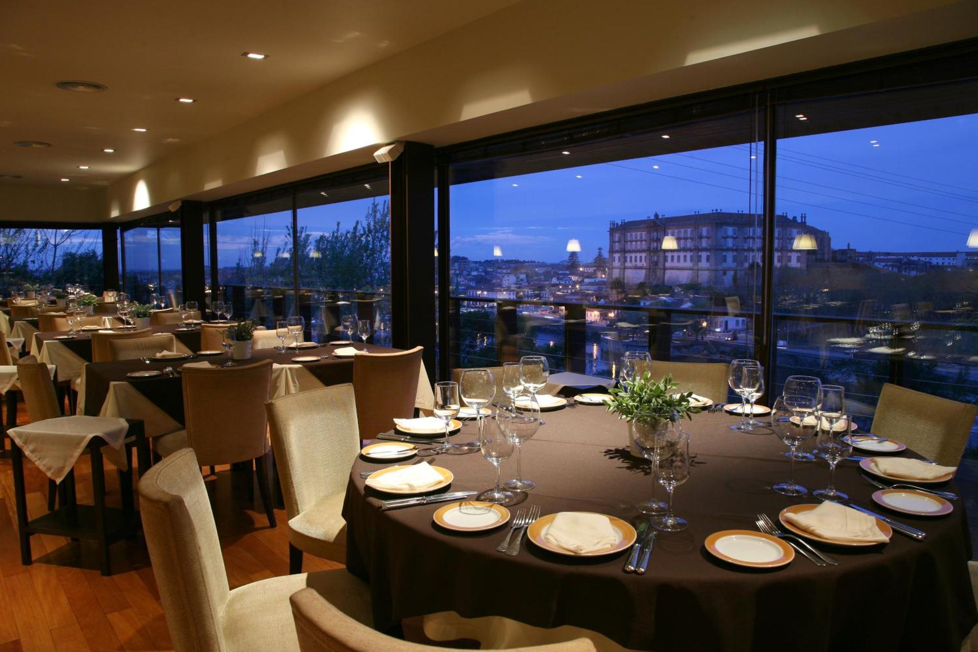 Santana Hotel & Spa วิลาโดคันด์ ภายนอก รูปภาพ